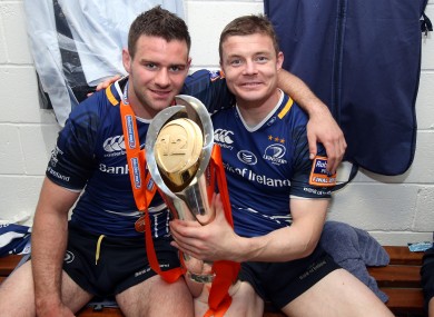 Fergus McFadden and Brian O'Driscoll with the Pro12 trophy last season.